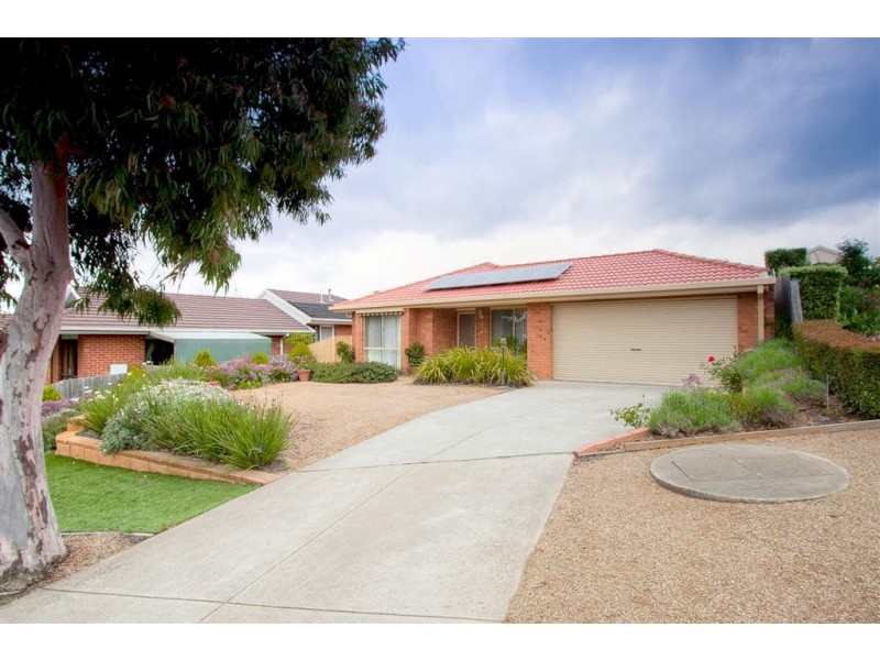 7 Greenhill Court, Sunbury VIC 3429