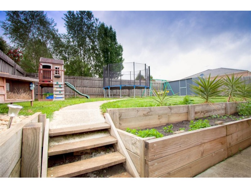 13 Sassafras Drive, Sunbury VIC 3429