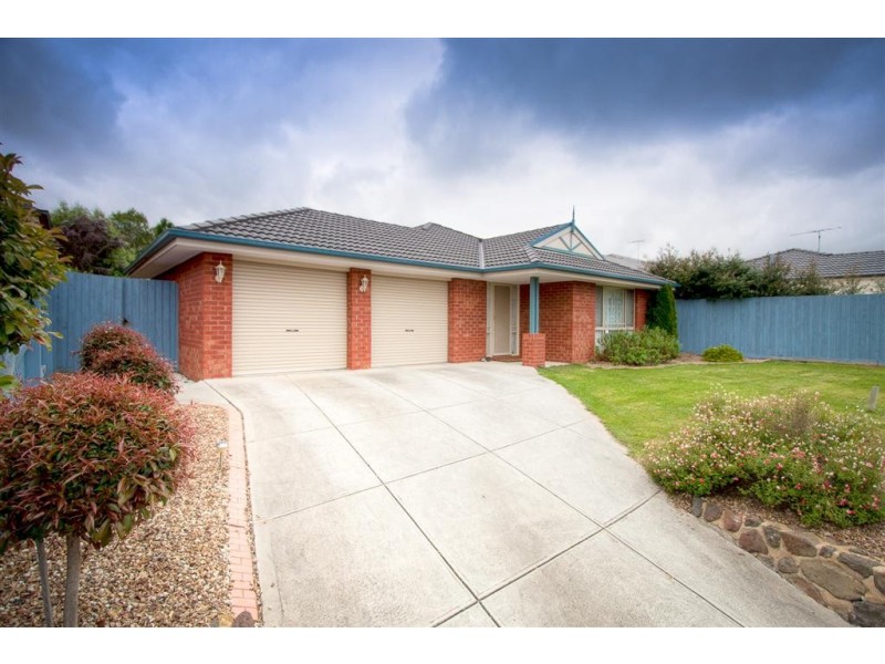 13 Sassafras Drive, Sunbury VIC 3429