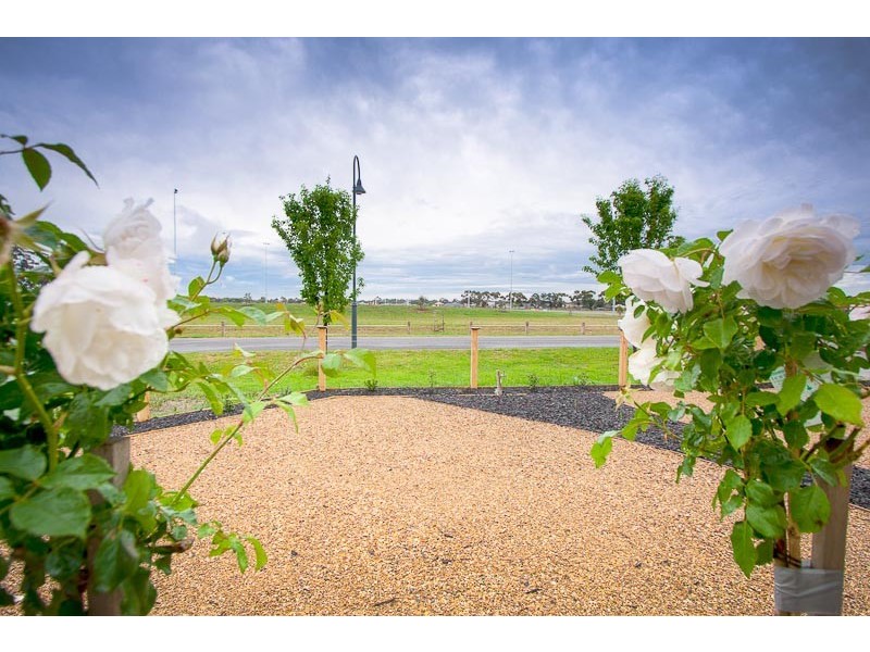 97 The Old Stock Run, Sunbury VIC 3429