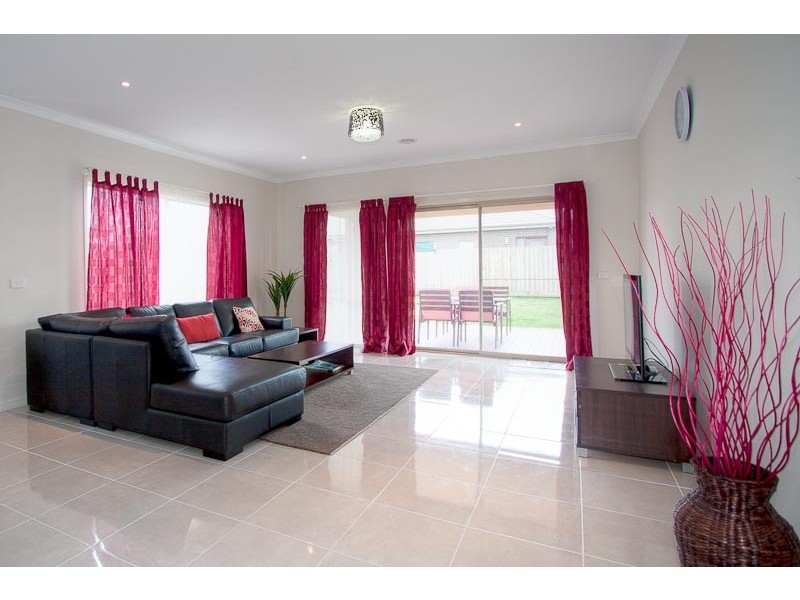 97 The Old Stock Run, Sunbury VIC 3429