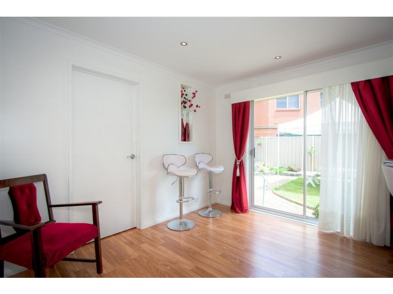 10 Flinders Street, Sunbury VIC 3429