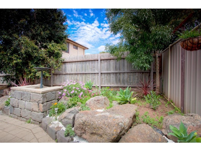 10 Flinders Street, Sunbury VIC 3429