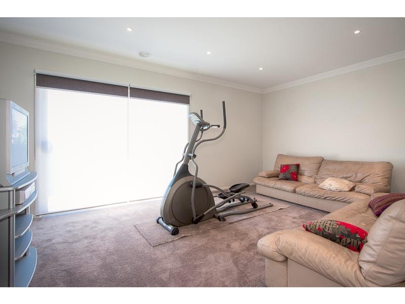 7 Old Winery Road, Sunbury VIC 3429