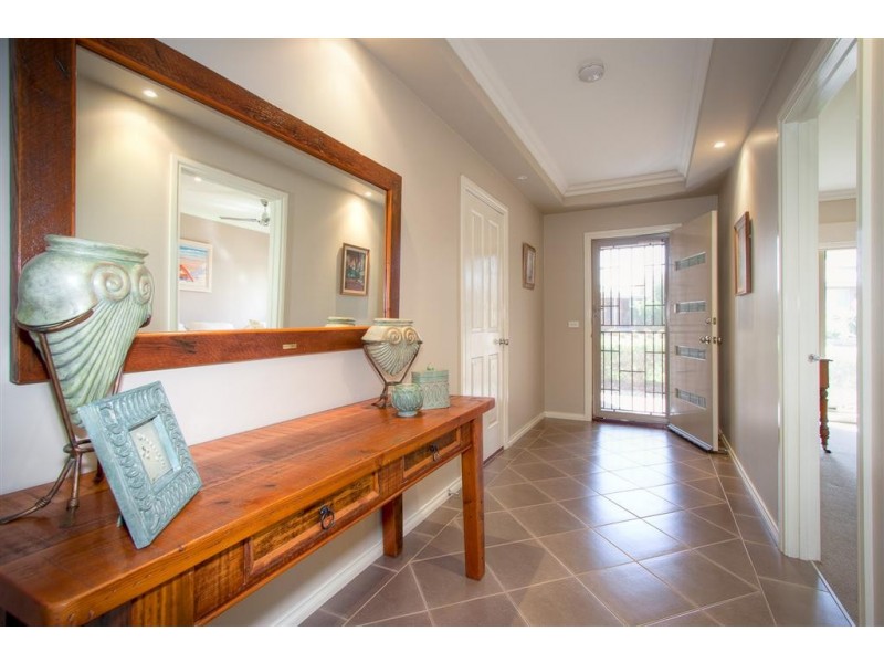 10 Sassafras Drive, Sunbury VIC 3429