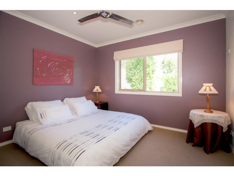 10 Sassafras Drive, Sunbury VIC 3429