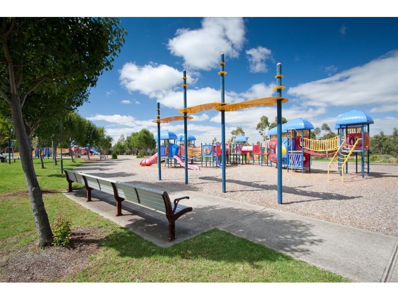 10 Sassafras Drive, Sunbury VIC 3429