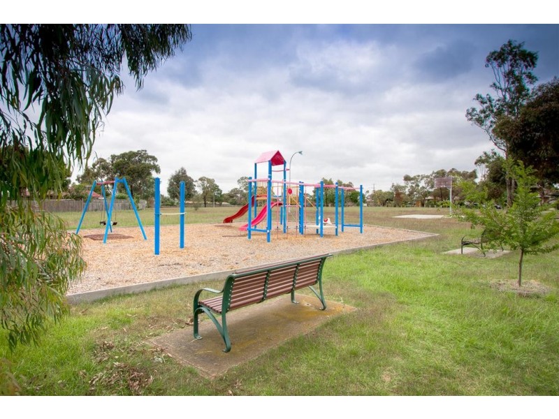 554 Elizabeth Drive, Sunbury VIC 3429