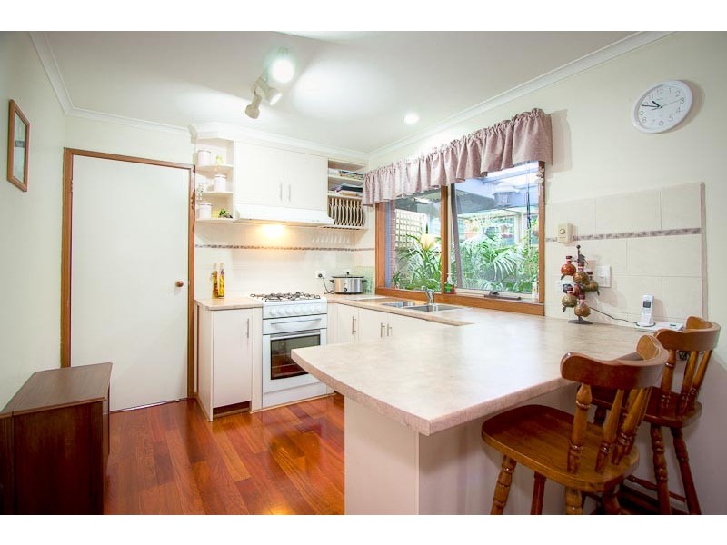 51 Carnoustie Drive, Sunbury VIC 3429