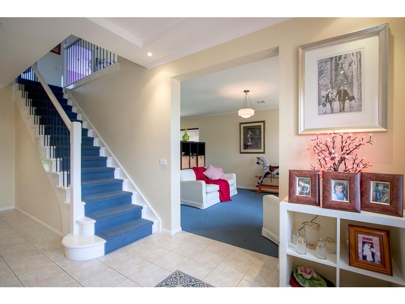 36 The Avenue, Sunbury VIC 3429