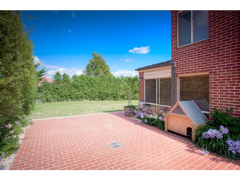 36 The Avenue, Sunbury VIC 3429