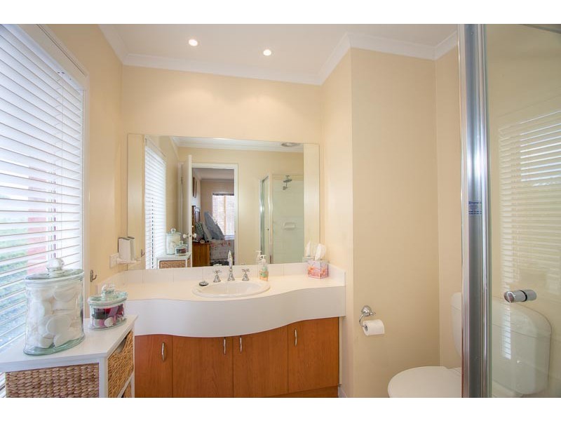 36 The Avenue, Sunbury VIC 3429