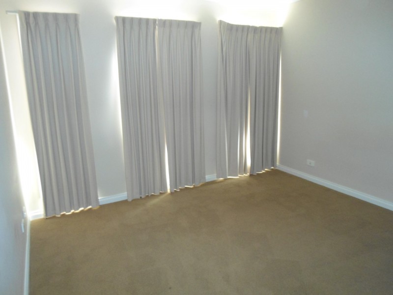 8/40-42 DARBYSHIRE STREET, Sunbury VIC 3429