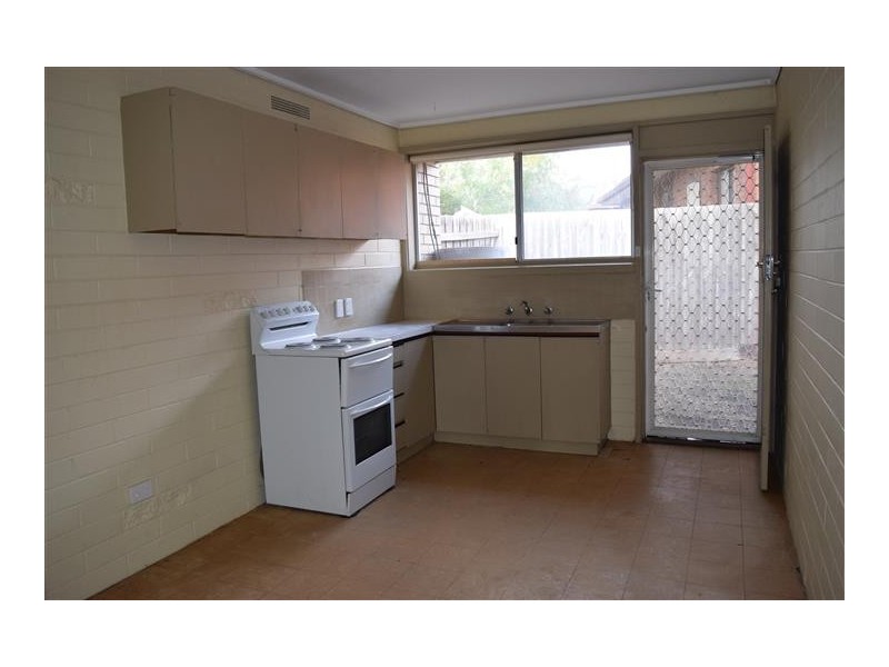 2/137 Evans Street, Sunbury VIC 3429