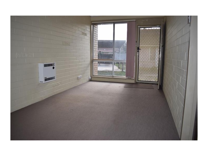 2/137 Evans Street, Sunbury VIC 3429