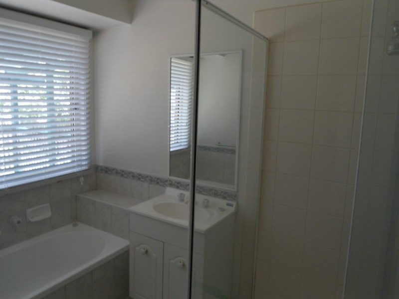 5 Clyde Court, Sunbury VIC 3429