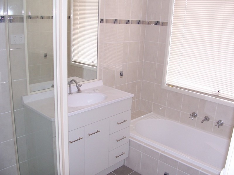 3 GULLANE DRIVE, Sunbury VIC 3429