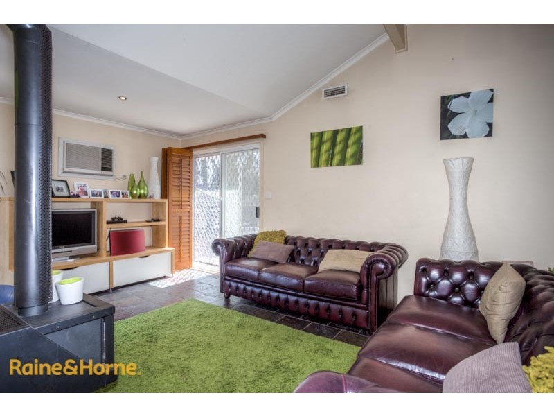 36 Phillip Drive, Sunbury VIC 3429