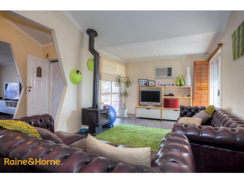 36 Phillip Drive, Sunbury VIC 3429