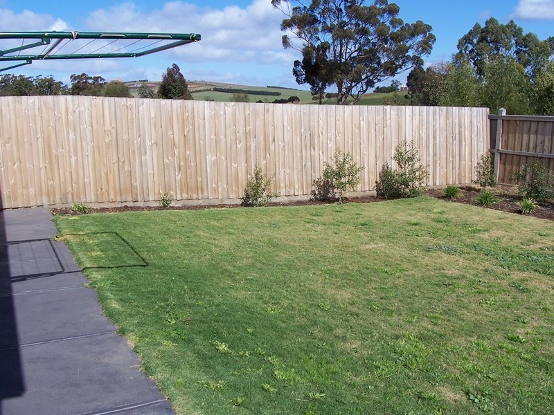 22 SASSAFRAS DRIVE, Sunbury VIC 3429