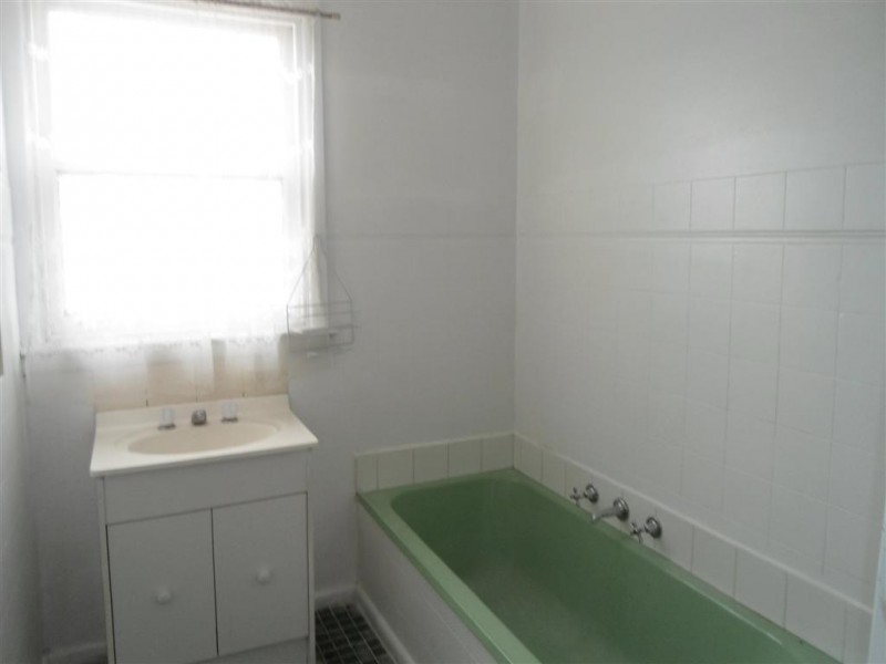 170 O’SHANASSY STREET, Sunbury VIC 3429