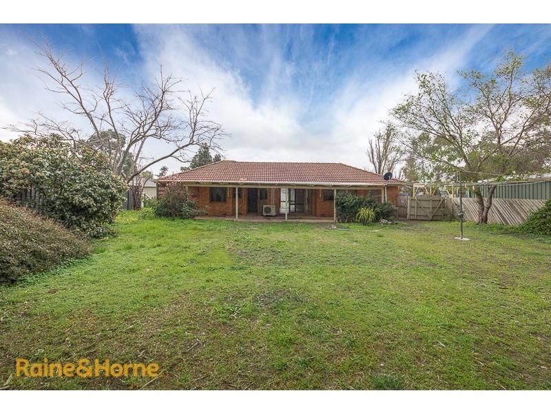 42 NOTRE DAME DRIVE, Sunbury VIC 3429