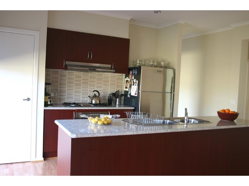 2 CLYDE COURT, Sunbury VIC 3429