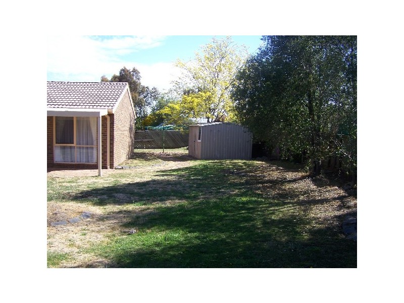 7 HOYLAKE COURT, Sunbury VIC 3429