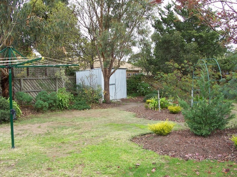 44 Notredame Drive, Sunbury VIC 3429
