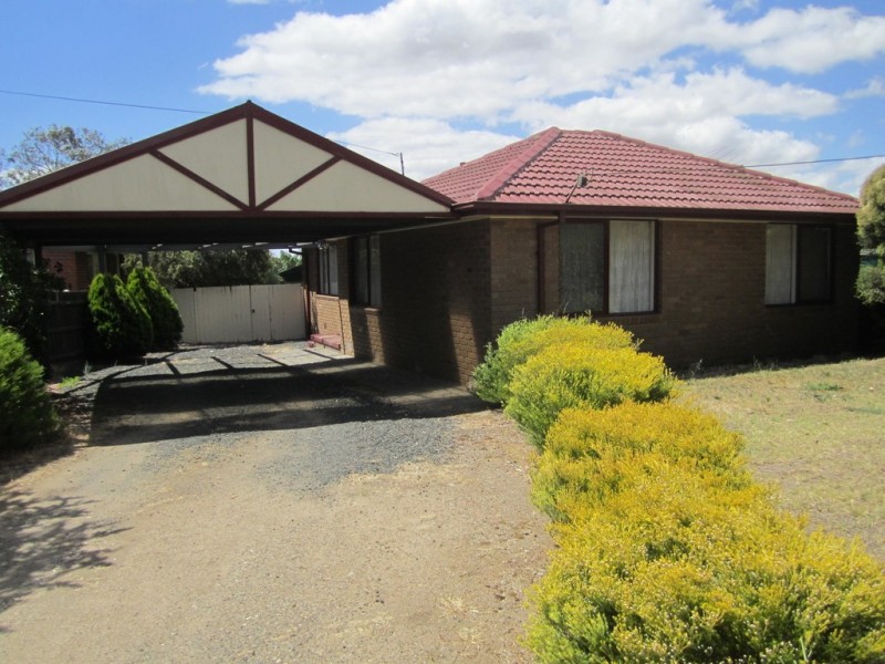 105 HARKER STREET, Sunbury VIC 3429