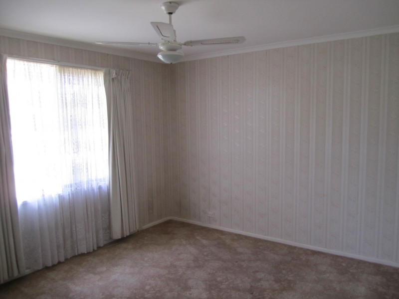 105 HARKER STREET, Sunbury VIC 3429