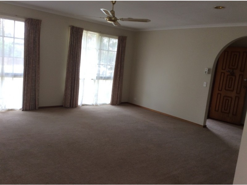 4 MULLOCK ROAD, Diggers Rest VIC 3427