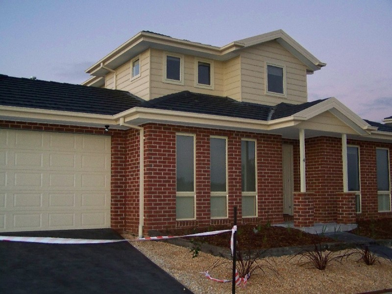 4 / 749 ELIZABETH DRIVE, Sunbury VIC 3429