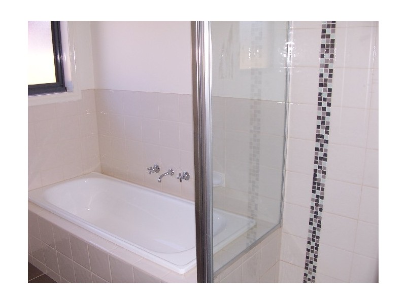 6 Sassafras Drive, Sunbury VIC 3429