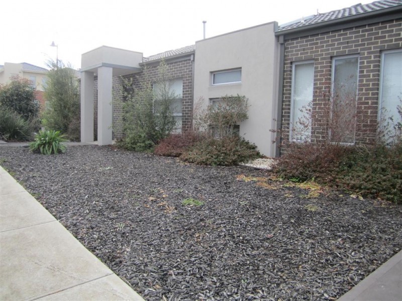 1/1 Agar Street, Sunbury VIC 3429
