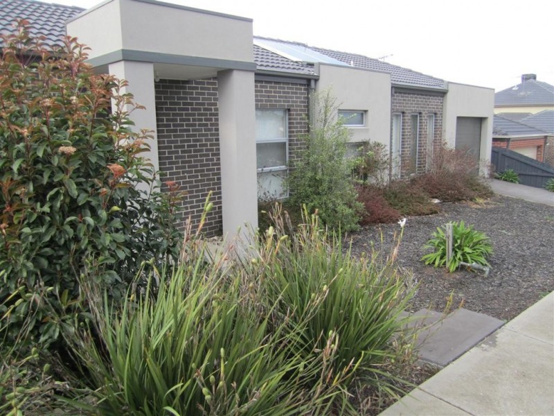 1/1 Agar Street, Sunbury VIC 3429