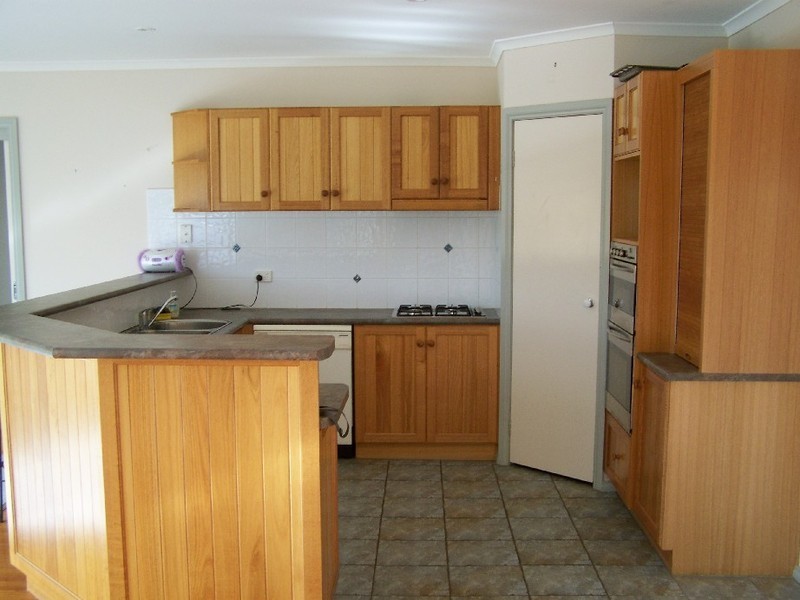 5 TENNYSON COURT, Sunbury VIC 3429