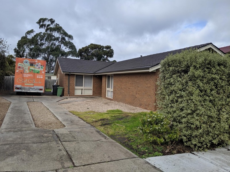 6 Ervine Close, Sunbury VIC 3429
