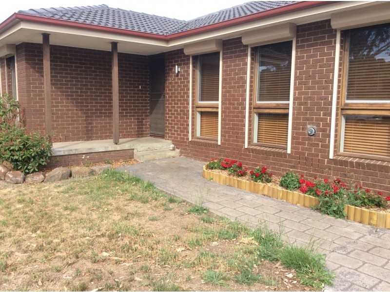 6 ISAACS CLOSE, Sunbury VIC 3429