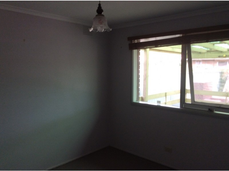 6 ISAACS CLOSE, Sunbury VIC 3429