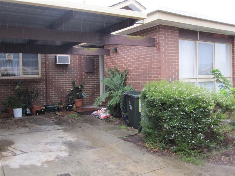 2/31-33 TIMINS STREET, Sunbury VIC 3429