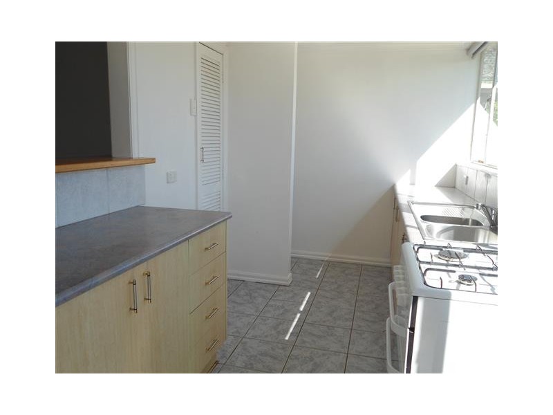 16 Burke Road, Sunbury VIC 3429