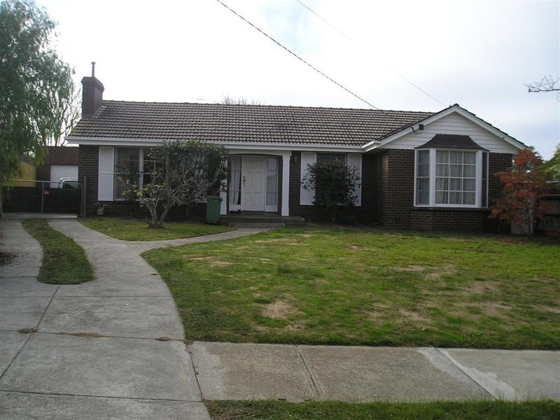 70 McKell Avenue, Sunbury VIC 3429