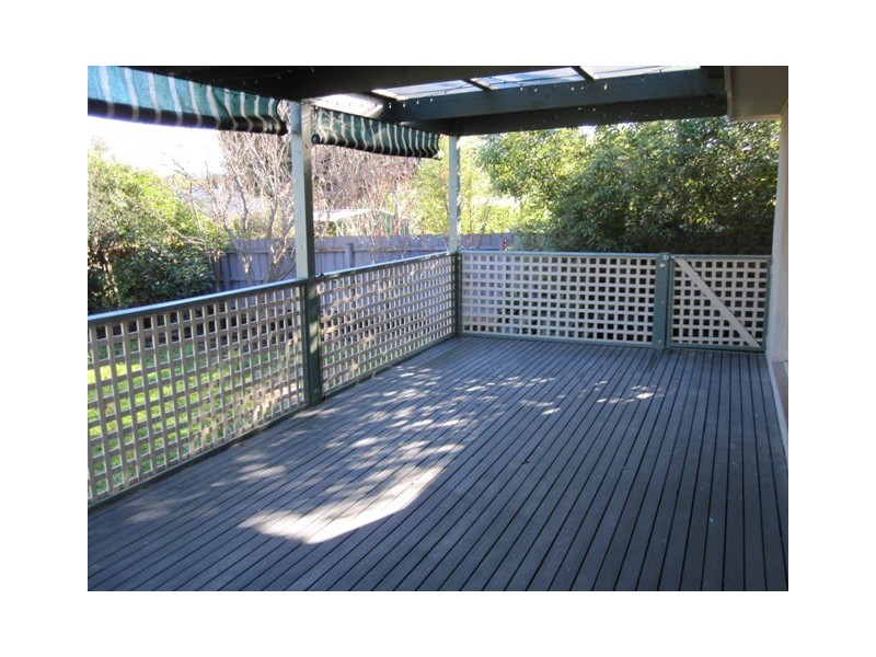 23 Ervine Close, Sunbury VIC 3429