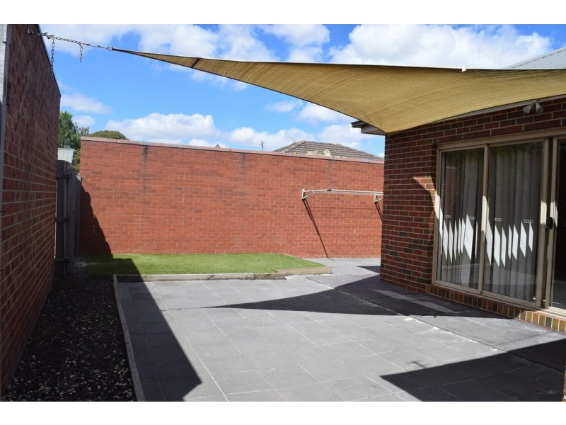 3/155 O’Shanassy Street, Sunbury VIC 3429