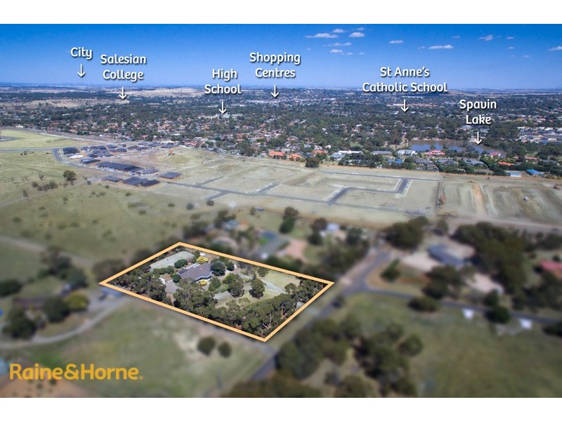15 Winilba Road, Sunbury VIC 3429