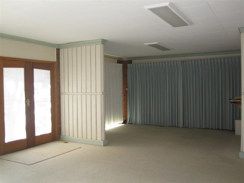 60 HILBERT ROAD, Airport West VIC 3042