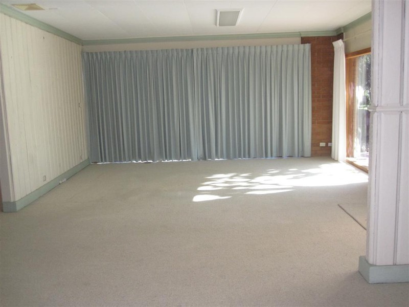 60 HILBERT ROAD, Airport West VIC 3042