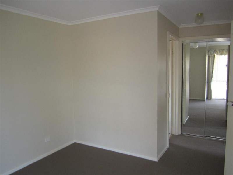 16 Fullbrook Drive, Sunbury VIC 3429