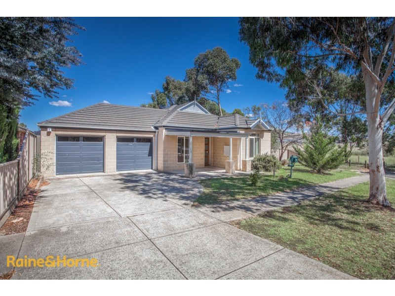 7 SANDPIPER GROVE, Sunbury VIC 3429